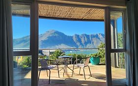 Hout Bay Breeze Guest House
